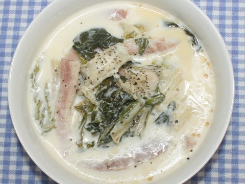 野菜高騰☆乾燥白菜とベーコンの中華スープ